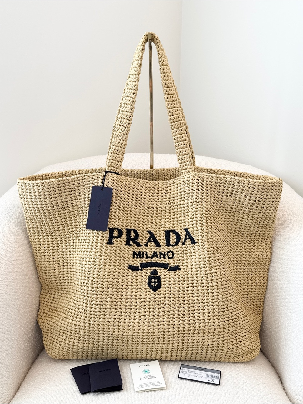 ✨NEW✨PRADA Yarn Raffia Effect Embroidered Logo Large Crochet Tote Bag - Natural - Picture 4 of 16